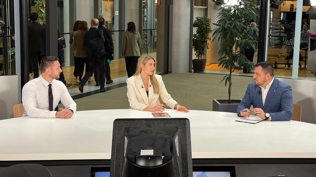 Téma z Europarlamentu Uhrík, Zdechovský