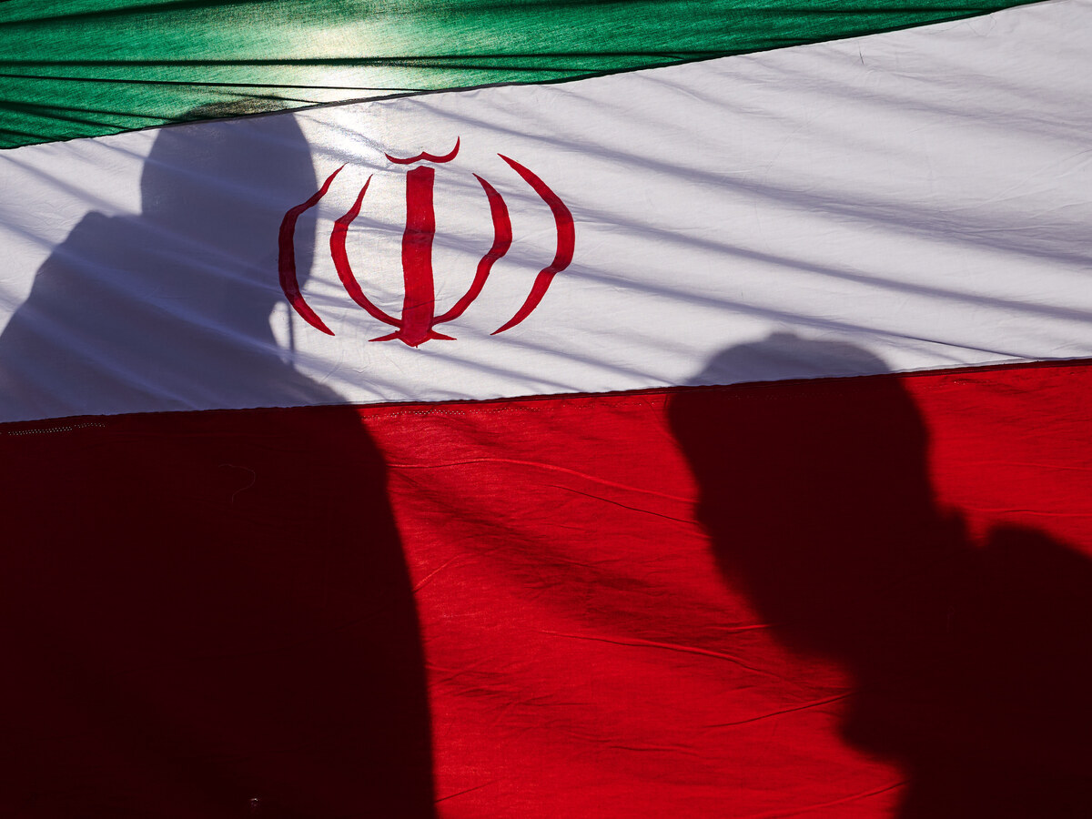 irán protestujúci.jpg