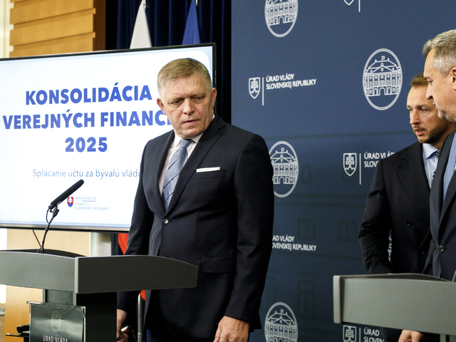 Rozpočtová rada: Vláda šetrí zle. Konsolidácia za miliardy nefunguje, uberá z výplat a nekončí (+analýza)