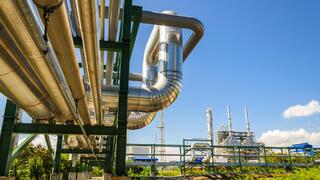 Dve „nespoľahlivé“ tepny s ropou nám vnukli nápad deliť sa s Maďarmi o benzín a naftu. Čo vieme o produktovode?