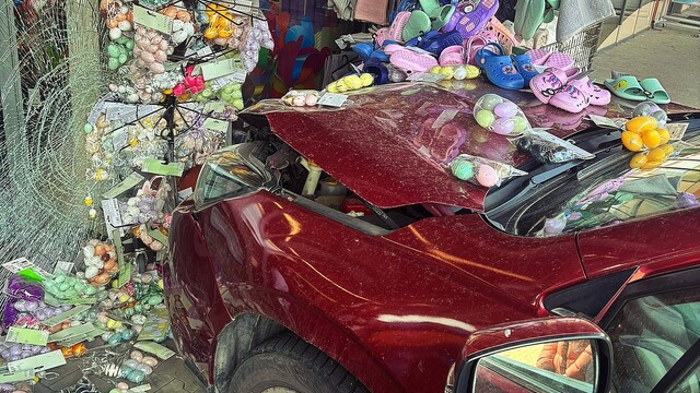 nehoda výklad Senec