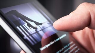 Aj tajné online zárobky treba zdaniť. Úrady preverujú stovky Slovákov, vrátane tvorcov pre dospelých