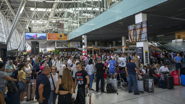 letisko Bratislava cestujúci