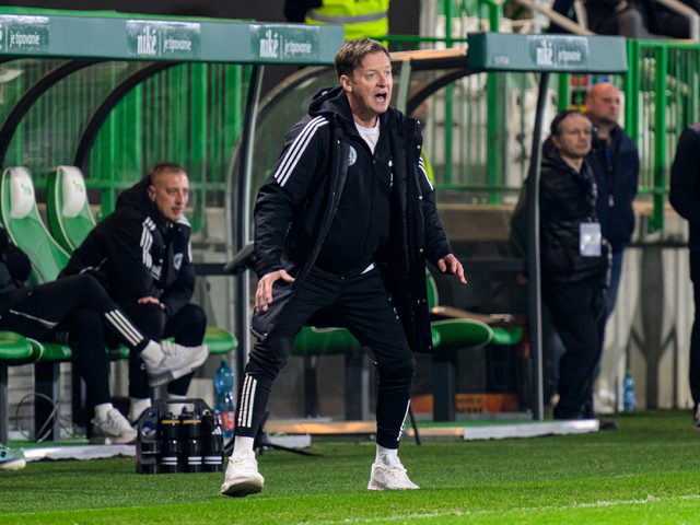 V Prešove sa dlho neohrial. Posledný tím ligy sa rozlúčil s trénerom Kostelníkom a oznámil nástupcu