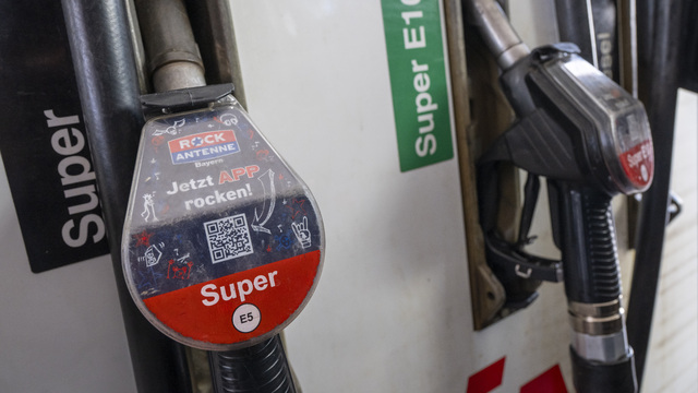 ropa nafta benzín tankovanie