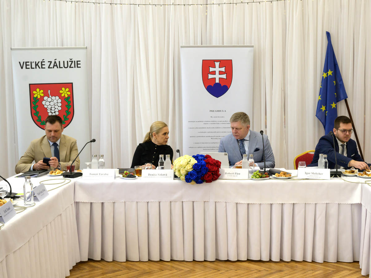 vláda výjazdové rokovanie Veľké Zálužie