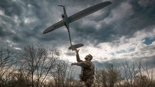 dron Ukrajina vojak ukrajinský vojak