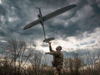 dron Ukrajina vojak ukrajinský vojak