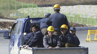 Severná Kórea robotníci