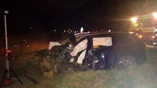 Tragická nehoda neďaleko Sabinova: Tridsaťročný vodič osobného auta pri náraze do stromu zomrel