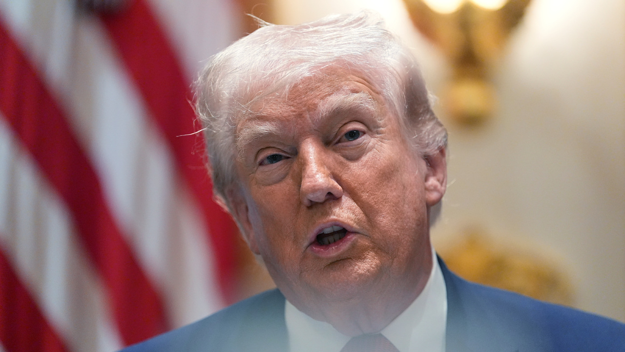 Americká delegácia odcestovala na rokovania s Iránom. Ak rozhovory zlyhajú, nebude to pekné, varuje Trump