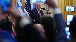 Trump dá Iránu ešte 10 dní bez útoku na elektrárne: Rokovania sa vyvíjajú veľmi dobre, médiá klamú