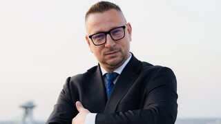 Definitívny koniec Pekára v PS. Rozhodcovská komisia ho vylúčila a hnutie mu vrátilo všetky dary aj pôžičky