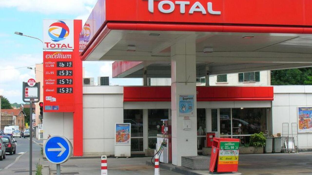 Poľsko ide tvrdo proti drahým palivám: Prezident podpísal zákon, zavádzajú sa cenové stropy