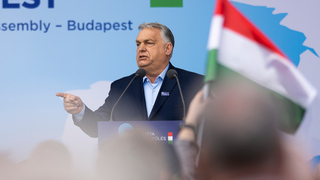 „Nepotrebujeme ambície mladých, ale skúsenosti.“ Orbán na mítingu v Györi vinil vojnu na Ukrajine z kríz v Maďarsku