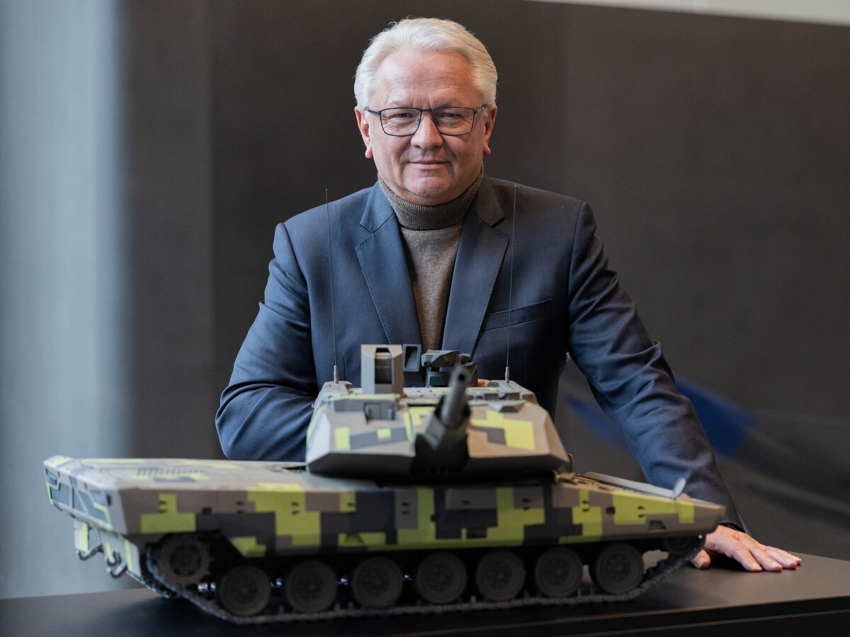 generálny riaditeľ firmy Rheinmetall Armin Papperger 