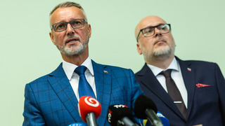 Hlas chce zmeniť Ústavu a predĺžiť mandát starostov a županov. Návrh je v parlamente, opozícia ho nepodporí