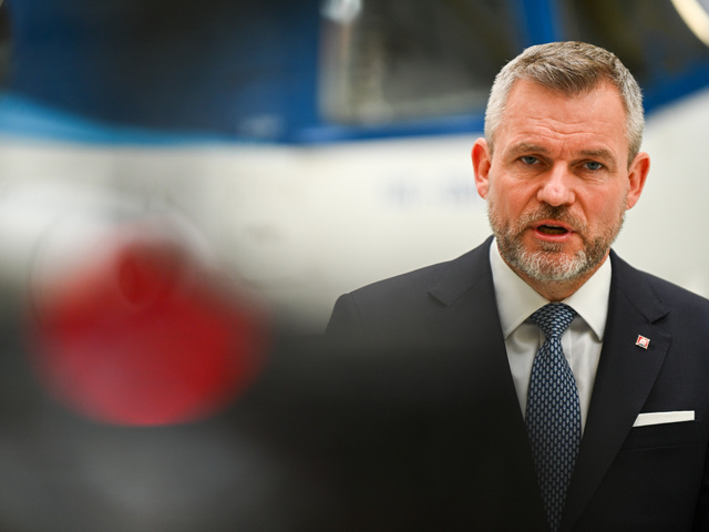 Premiér po útoku dronov mlčí, prezident chce prekopať zákony. Šimečka: Ako môže byť Fico ticho?