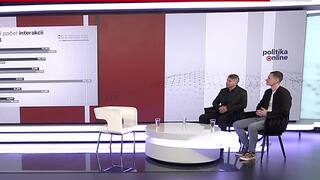 V garáži šušťali bankovky / Ani báseň nezlepšila napätie v kultúre 