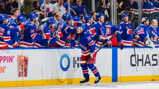 Slovák s nákazlivou energiou je hitom NHL. Zámorské médiá sa predháňajú vo chválospevoch na Sýkoru