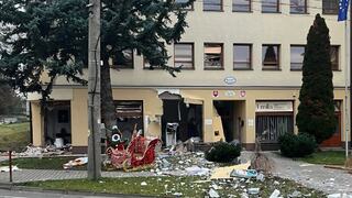 chtelnica vybuchnutý bankomat polícia