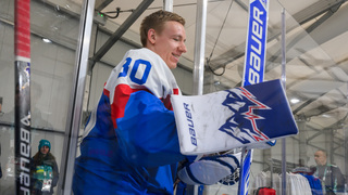 Ďalší Slovák v NHL. Gajan podpísal s Chicagom zmluvu za viac než milión dolárov ročne