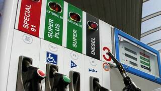 Česko zasahuje do cien palív. Obmedzí marže, zníži daň z nafty a každý deň bude určovať nové ceny