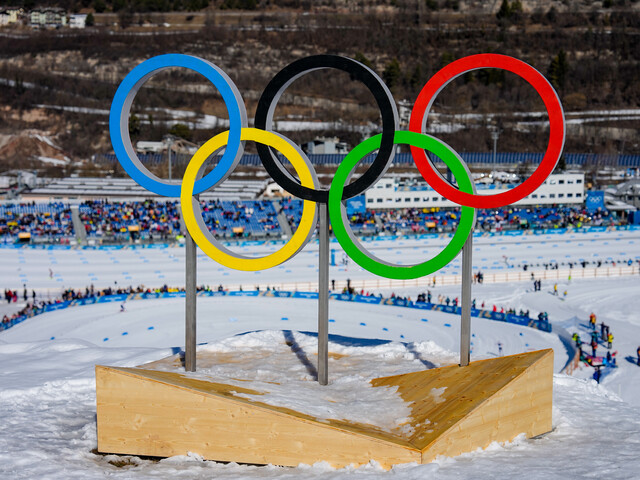 Česi chcú chcú hostiť olympiádu a Slovensko by mohlo byť pri tom. Prebehli rokovania s ministrom Huliakom
