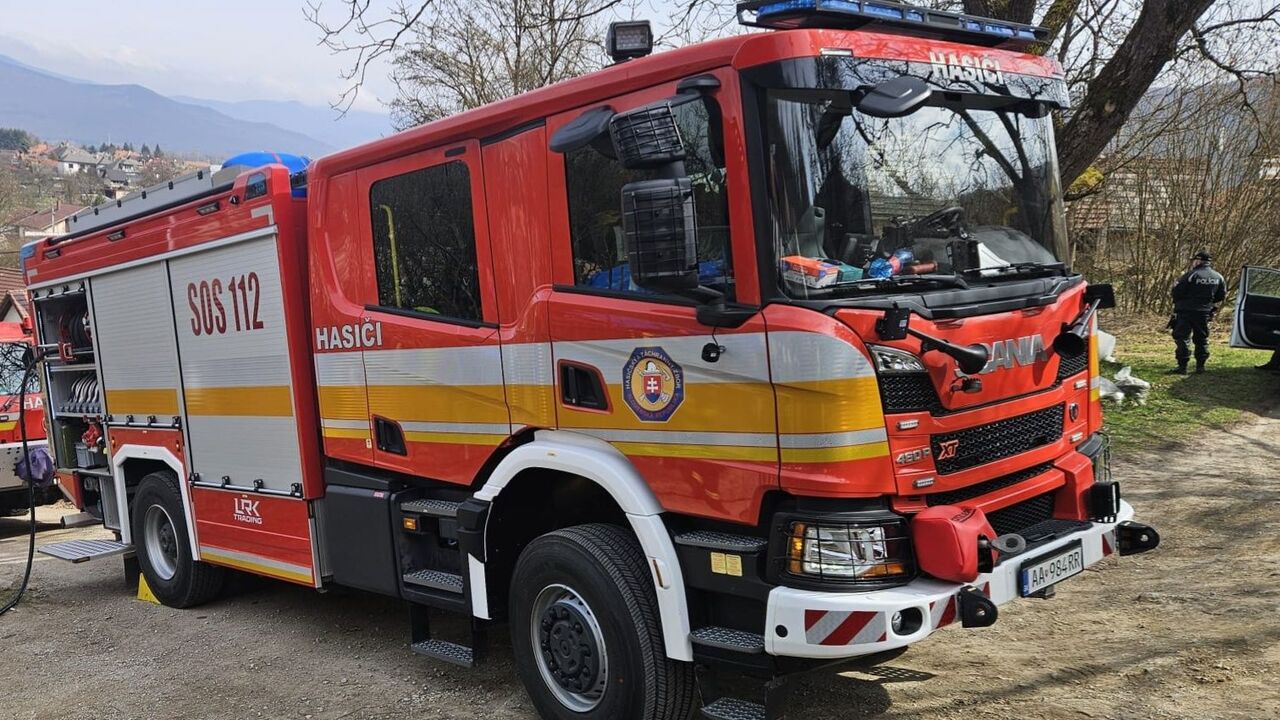 Tragédia na Veľkonočnú nedeľu. Dvaja chlapci sa mali utopiť v rieke, pátrajú po nich