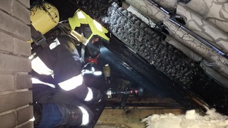 Požiar strechy pri Žiline narobil desaťtisícové škody. Hasiči odhalili príčinu, ktorú mnohí podceňujú