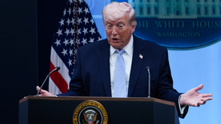 Trump: Orbánova porážka ma netrápi. Ten nový Magyar to zvládne dobre