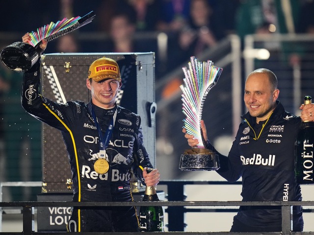 Rozklad Red Bullu pokračuje. Potápajúcu sa loď opúšťa stálica aj Verstappenov najbližší človek