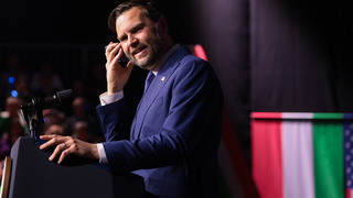 Vance v Budapešti obvinil Brusel zo zasahovania do volieb. Teraz má čakať „diplomatickú odpoveď“