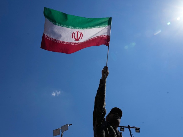Irán má urán na 11 bômb ako v Hirošime. Podľa experta Žiarovského však režim zatiaľ nezvládol tento kľúčový krok