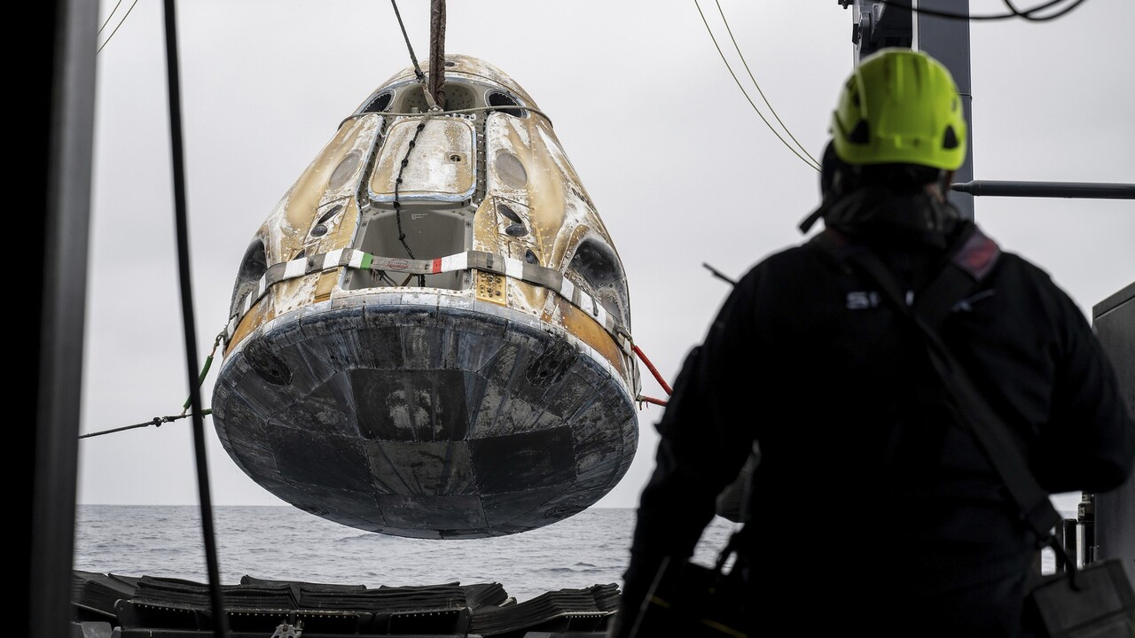 kapsula po pristátií.jpg