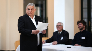 Orbán je pre pravicu tým, čím bol Castro v 70. rokoch pre ľavicu. Svetové médiá reagujú na kľúčové voľby v Maďarsku