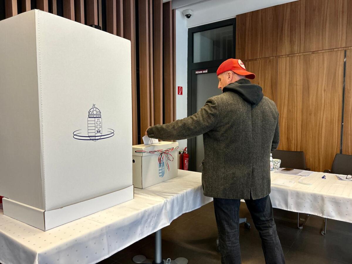 Voľby na veľvyslanectve v Bratislave maďarské voľby