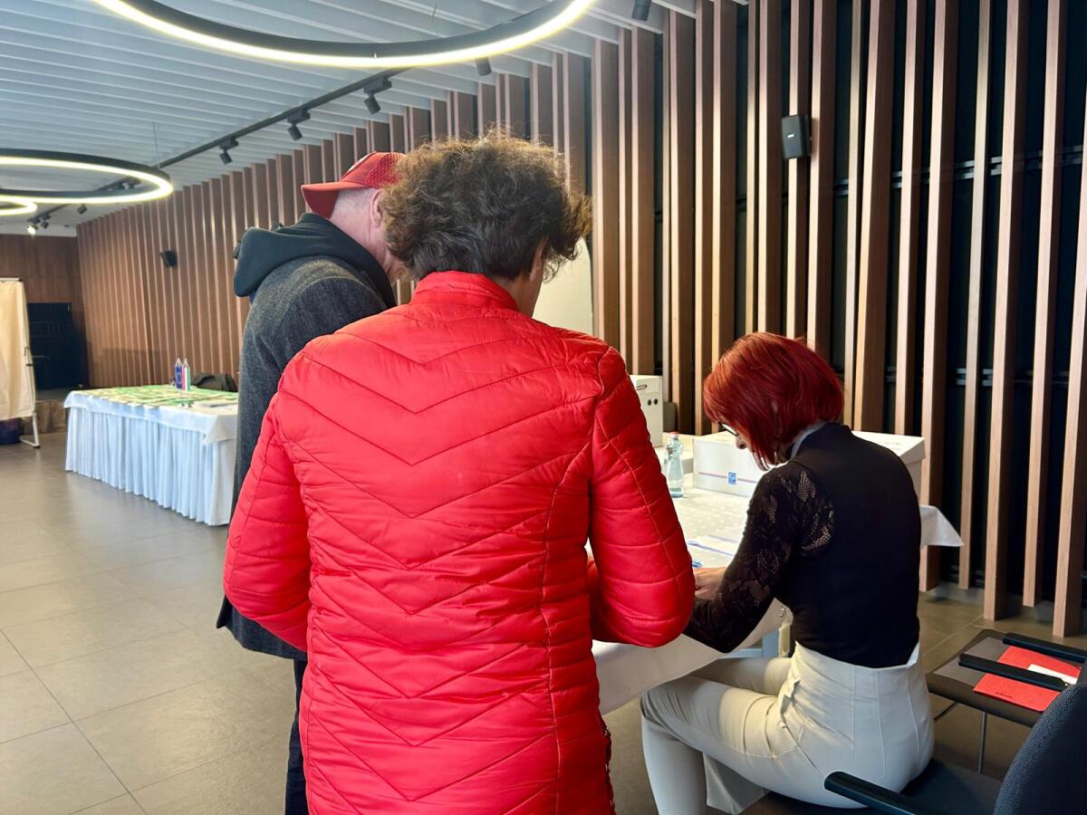 Voľby na veľvyslanectve v Bratislave maďarské voľby