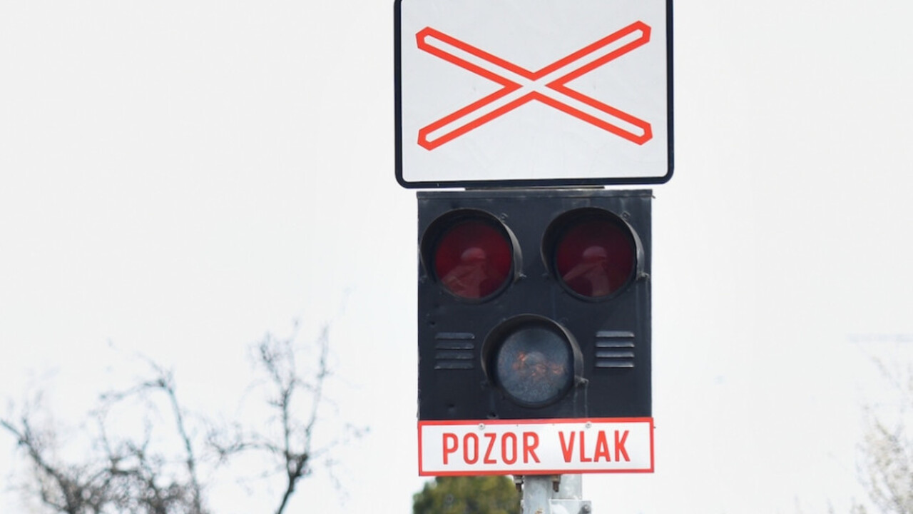 železničné priecestie