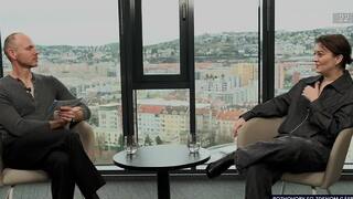 Umývala riady, dnes fotí elitu. Meno úspešnej fotografky Leny Knappovej rezonuje najmä v Paríži, kde zažila drsnú lekciu