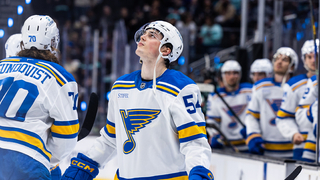 Országh oznámil nepríjemné správy. Dvorský neprešiel prehliadkou a nepríde na MS, otáznik visí aj pri Regendovi