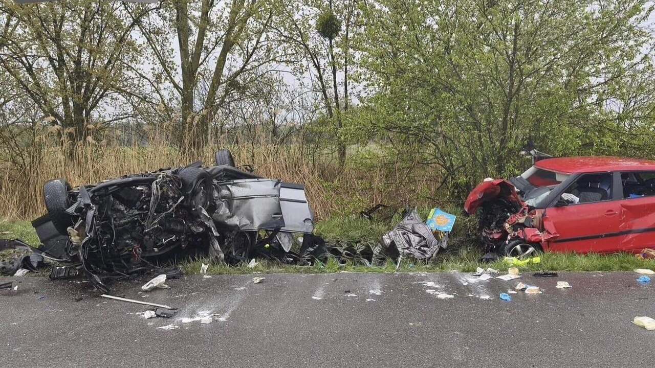 nehoda aut pri senici