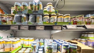 Pátranie po otrávenej výžive HiPP pokračuje. V Rakúsku hľadajú ďalší pohár s jedom, stopy vedú aj na Slovensko