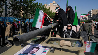 Teherán hrozí Spojeným štátom novými zbraňami. Kálíbáf vyhlásil, že v prípade obnovenia vojny ukáže Irán nové karty