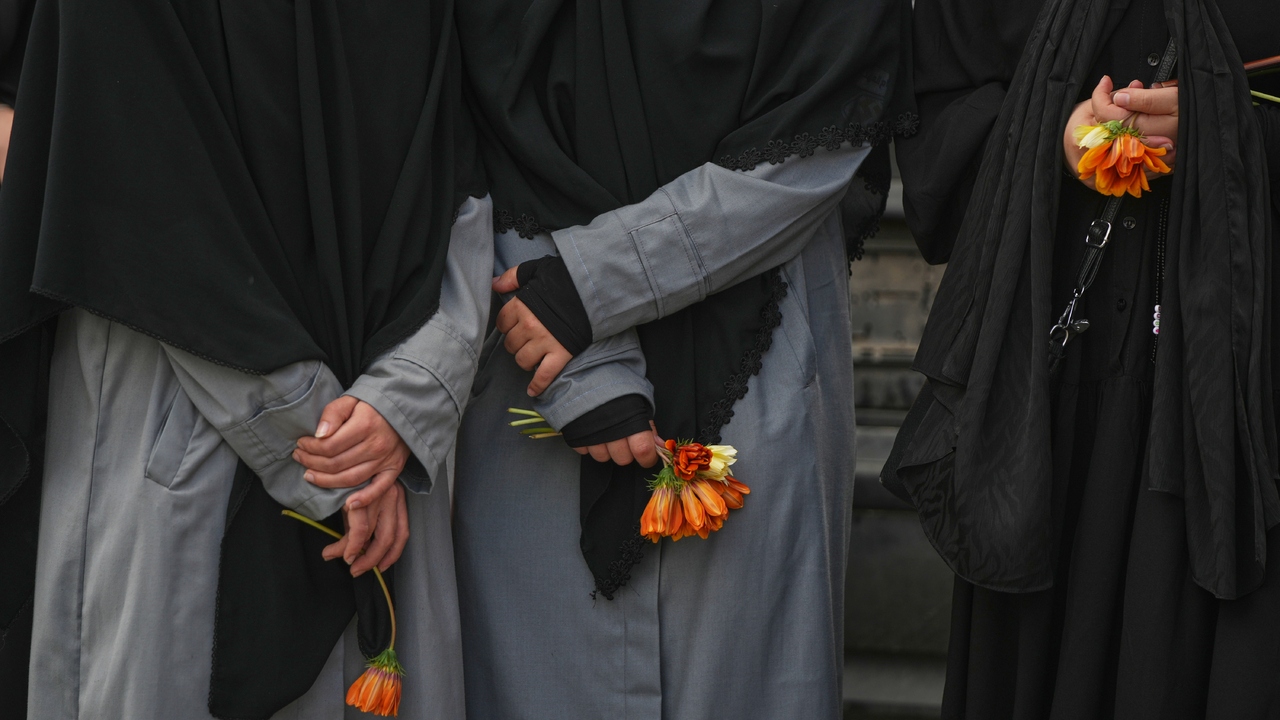 Hizballáh zaútočil na Izrael v reakcii na údajné porušenia prímeria. Ide o prvý incident od jeho platnosti