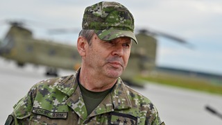 Armáda by mala mať nového náčelníka. Vláda schválila nomináciu Miroslava Lorinca na post šéfa generálneho štábu