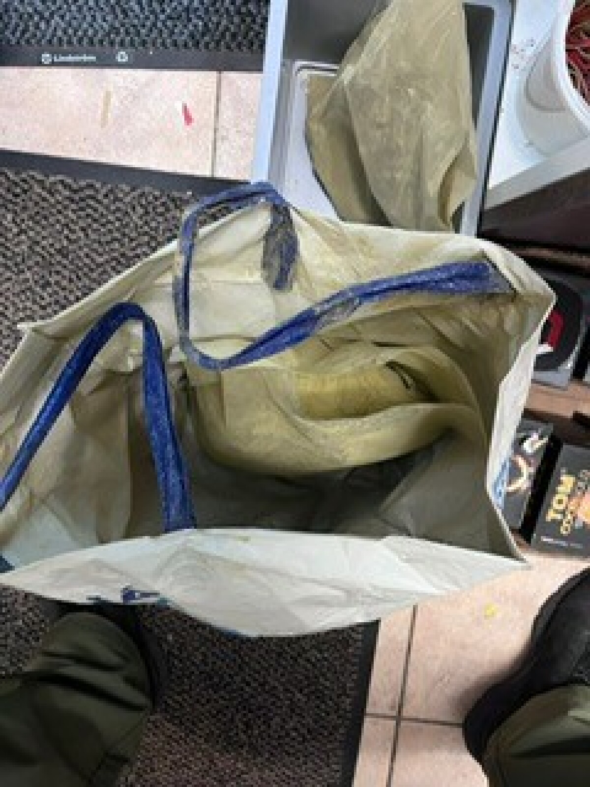 Finančná správa zadržala veľké množstvo kratomu