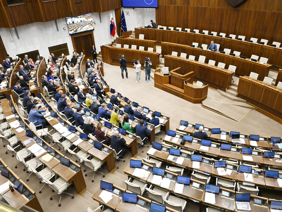 Parlament, NR SR, rokovanie parlamentu