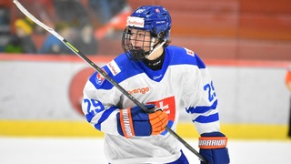 Slovensko má nový hokejový unikát. Max Melicherík prepísal dejiny ako najmladší hráč na majstrovstvách sveta