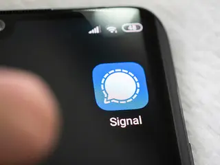 Signal